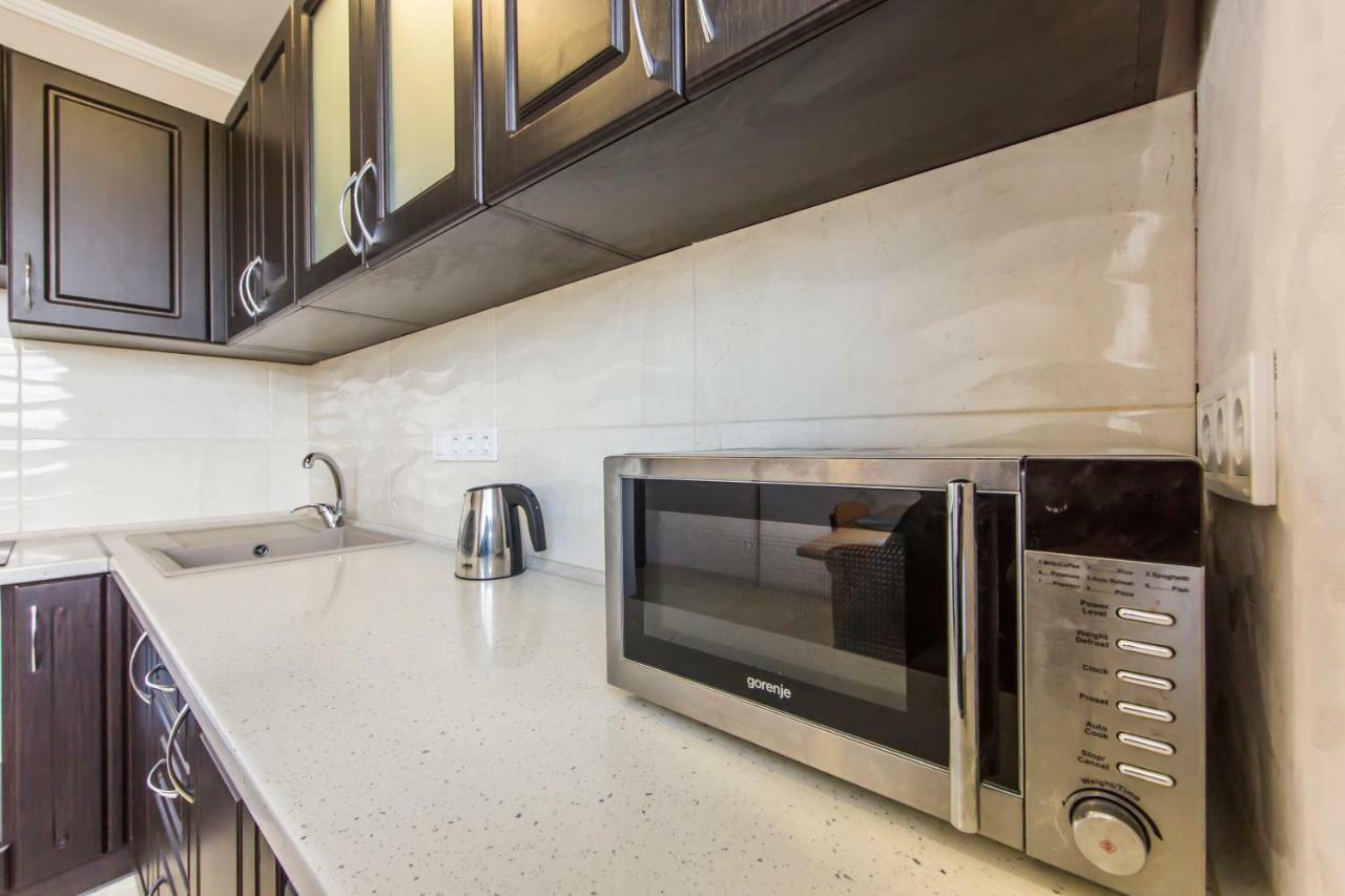 Super View, Luxury Apartment Near Chernihiv Metro. Kiev Luaran gambar
